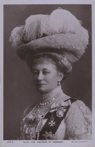 Augusta Victoria av Schleswig-Holstein, keiserinne av Tyskland og kone til Wilhelm II (s/hv-bilde) av Photographer German