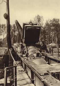 Tysk 380 mm jernbanekanon av typen som ble brukt i bombardementene av Verdun og Dunkirk, Frankrike, første verdenskrig av Photographer German