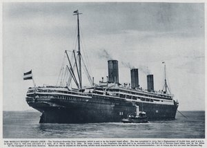 Imperator, havskip bygget for den tyske Hamburg America Line i 1913, brukt av de allierte til å frakte amerikanske tropper tilbake til USA etter slutten av første verdenskrig (s/h foto) av Photographer German