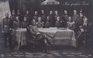 Kaiser Wilhelm II av Tyskland med senior tyske militærsjefer (s/hv-bilde) av Photographer German
