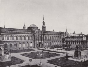 Royal Picture Gallery, utsikt fra Zwinger (s/hv-bilde) av Photographer German