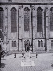 Leipzig: Thomaskirche med Bach-monumentet (s/hvitt-bilde) av Photographer German