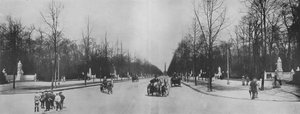 Panorama av Victory Avenue (s/hvitt bilde) av Photographer German