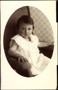 Passepartout Ak Prinsesse Hilda av Bayern som liten jente (s/hvitt bilde) av Photographer German