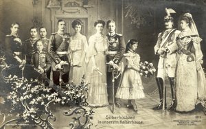 Sølvbryllup av keiser Wilhelm II og keiserinne Augusta Victoria av Tyskland av Photographer German