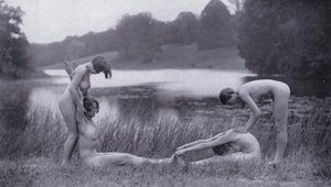The Body Beautiful, Physical Culture for Women (s/hvitt-bilde) av Photographer German