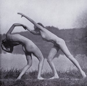 The Body Beautiful, Physical Culture for Women (s/hvitt-bilde) av Photographer German