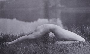 The Body Beautiful, Physical Culture for Women (s/hvitt-bilde) av Photographer German