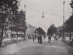 Unter Den Linden, Mittelallee og utsikt over monumentet til Fredrik den store (s/hv-bilde) av Photographer German