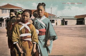 Jenter og babyer, Japan (bilde) av Photographer Japanese