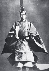 Hirohito, keiser av Japan ved sin trone