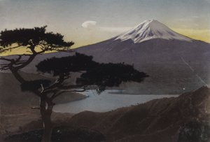 Japan, ca. 1912: Fuji-fjellet fra Misaka-passet (bilde)
