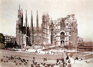Utsikt over Sagrada Familia, Barcelona, ca. 1900 (s/hvitt-bilde) av Photographer Spanish