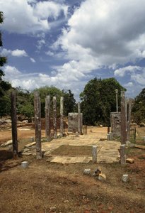 Relikviekammer, Mihintale, nær Anuradhapura, Sri Lanka av Blaise Nicolas Le Sueur