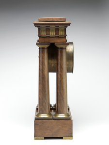 Desimalklokke, ca. 1798-1805 (furu, messing og emalje)