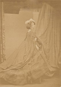 Den andre fjærhatten, 1860-tallet. av Pierre Louis Pierson