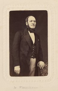  av Pierre Petit