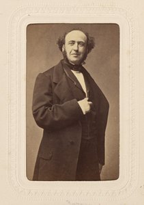  av Pierre Petit