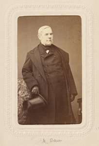  av Pierre Petit