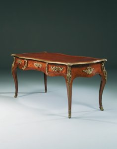 Louis XV flatt skrivebord