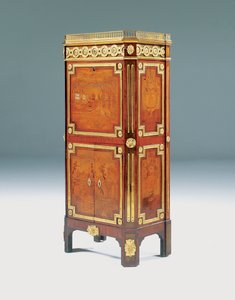 Louis XV secretaire a batattant (ormolu-montert kingwood, amaranth & marquetry)