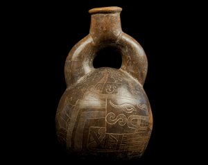 Vase med stigbøylehåndtak / Culture Chavin (terrakotta)