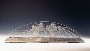 To ryttere; en sjelden glasslampe av Rene Jules Lalique