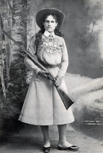 Annie Oakley, pub. ca. 1899 av Richard Kyle Fox