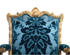 En av et par George III lenestoler i forgylt tre av Robert Adam