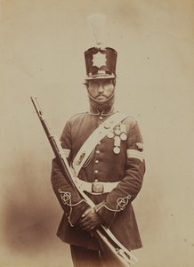 Fargesersjant John Paul, Royal Sappers and Miners, 1856 (sepia-bilde) av Robert Howlett