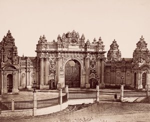 Keiserporten Dolmabahçe Palace av Robertson and Beato