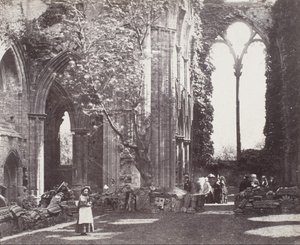 Interiør: Tintern Abbey av Roger Fenton