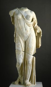 Kopi av Torso of Aphrodite, Venus Genetrix type (marmor) av Roman