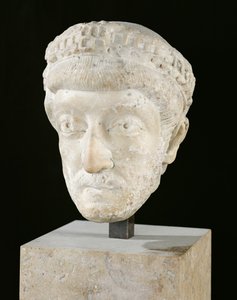 Overhode for keiser Theodosius II (408-450) (marmor)