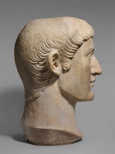 Marmor portretthode av keiser Konstantin I, ca. 325–370 e.Kr. (marmor) av Roman