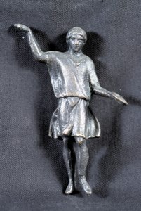 Offrande statuett i bronse, koll. privat, 2. århundre. Antagelig av pilegrimene ved Mars-tempelet. av Roman