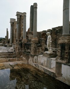 Offentlig bad bygget under keiser Hadrian, 2. århundre av Roman