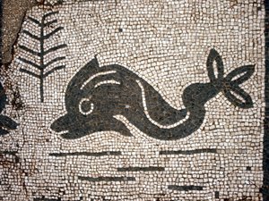 Representasjon av en delfin etter en mosaikk på torget til Corporazioni of Ostia (Ostia) antica. av Roman