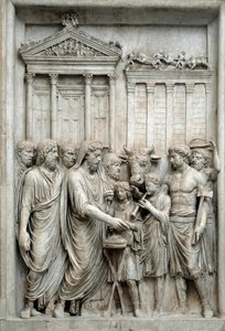 Romersk keiser Marcus Aurelius ofrer foran Jupiter-tempelet, Roma, ca. 161-180 (marmorrelieff) av Roman