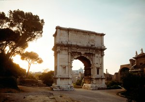 Titusbuen, bygget i 81 (fotografi) av Roman