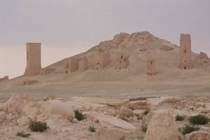 Tårngraver inkludert tårngraven til Iamliku bygget i 83 e.Kr., Gravenes dal av Roman
