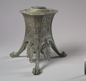 Stativbase, 100-1 f.Kr av Roman Imperial Period