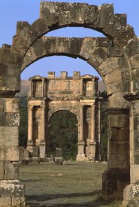Triumfbue bygget til ære for keiser Caracalla, høykeiserperioden (27 f.Kr.-395 e.Kr.) av Roman Imperial Period