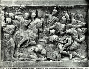 Detalj av den store Trajan-frisen som ligger i Konstantinbuen, Forum Romanum (marmor) av Roman Roman