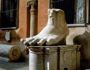 Venstre fot, fra Colossus of Constantine (marmor) av Roman Roman