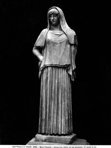 Statue av Hestia (marmor)