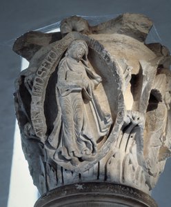 Hovedstaden i koret (skulptur av Romanesque