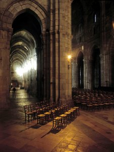 Interiøret i Cathedrale Saint Lazarus d