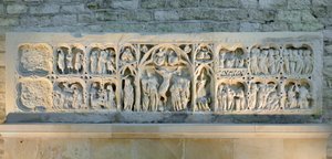Romansk kunst: altertavle som representerer forskjellige scener av evangeliet av Romanesque