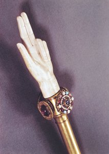 The Hand of Justice of the Kings of France, fra Treasure of St. Denis (elfenben og edelstener) (se også 110931)